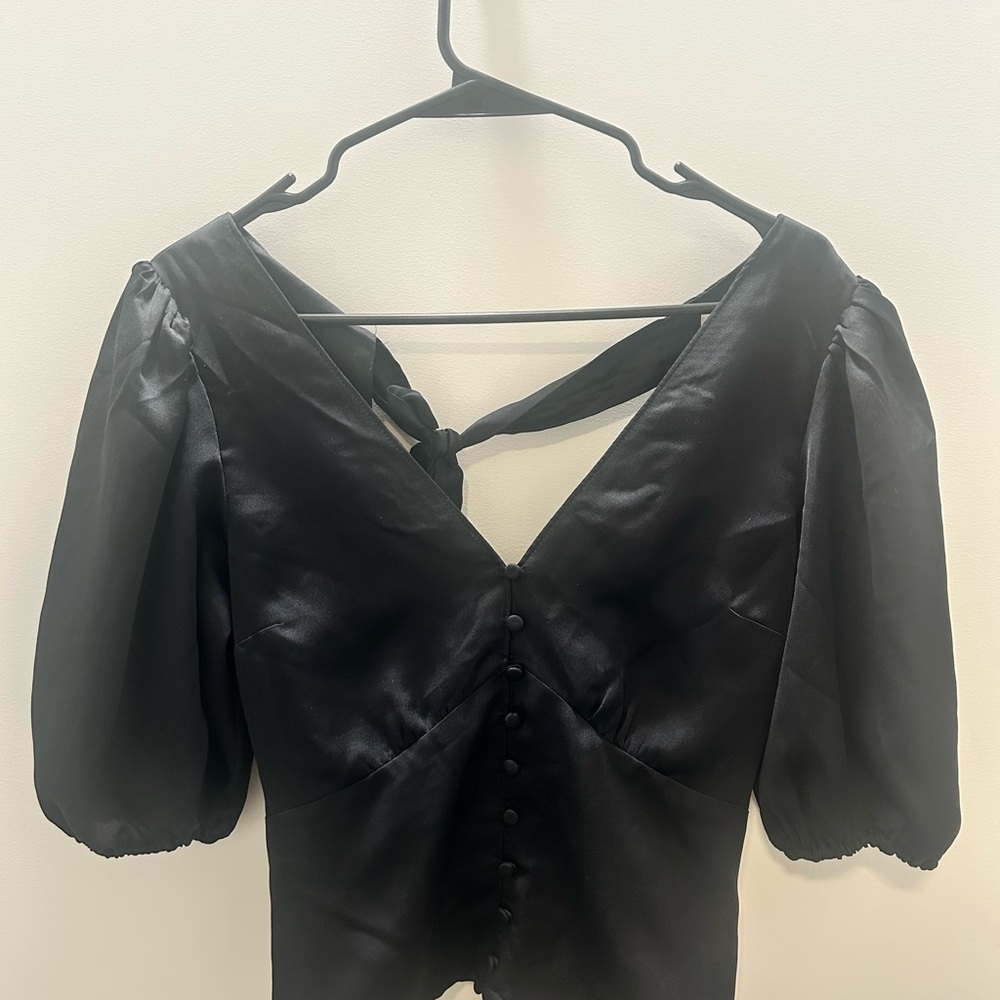 A&F Black Satin Puff Sleeve Blouse - Picture 4 of 6